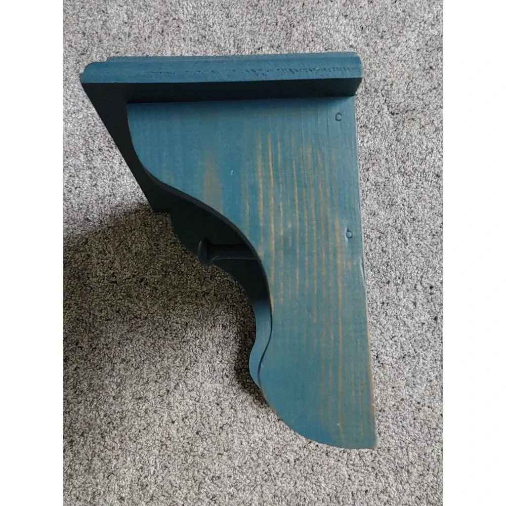 Vtg Solid Wood Wall Display Peg Shelf Blue Farmhouse Granny Cottage Core 11x5